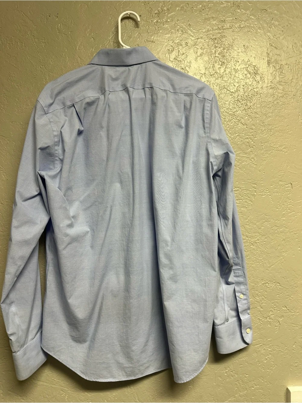 J. Crew Men’s Light Blue Long-Sleeve Button Down Shirt